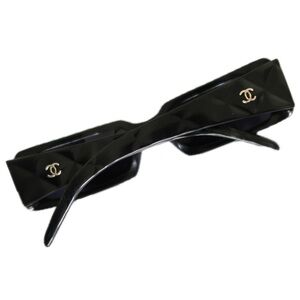 Chanel back sunglasses with silver cc logo on both sides